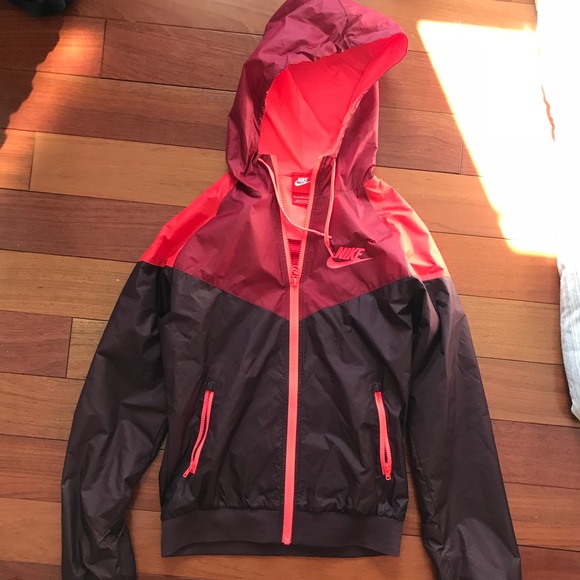 Nike Jackets & Blazers - Brand new NIKE windbreaker